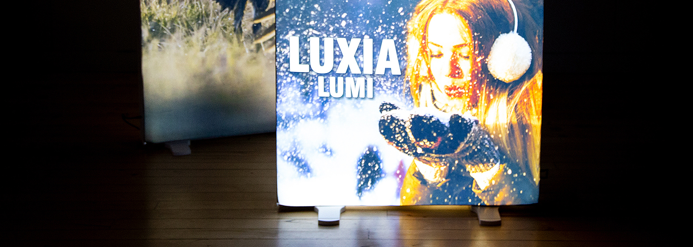 LED valaistu messuseinä rakenna kokonaisen messuosaston