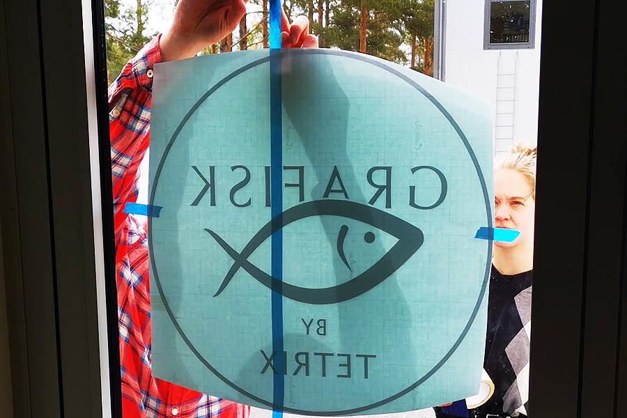 Auta asiakastasi löytämään perille ja informoi teipillä aukiolosta